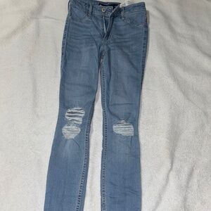 NEW Woman’s Hollister High Rise Skinny Jeans 00S